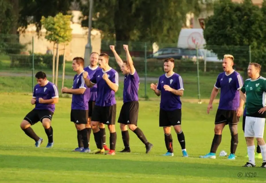 TJ Sokol Chotětov A : TJ Slavia Radonice 5:4 pp (2:3)