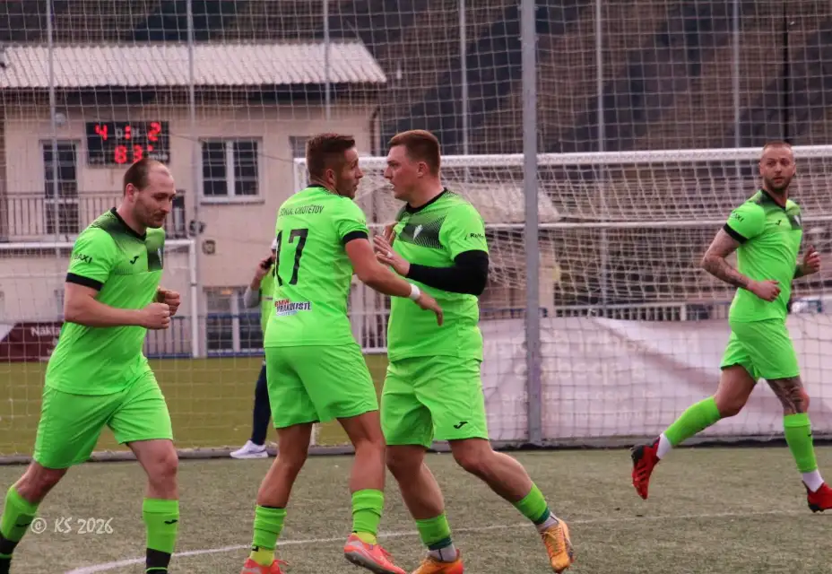 FK Čáslav B : TJ Sokol Chotětov A 4:4 (2:0)